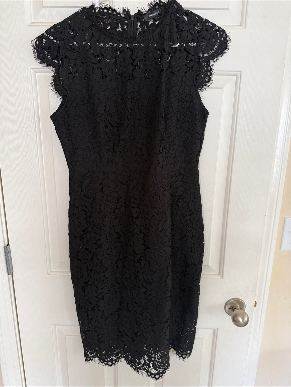 Merokeety Black lined lace cocktail dress cap sleeve  Sz M